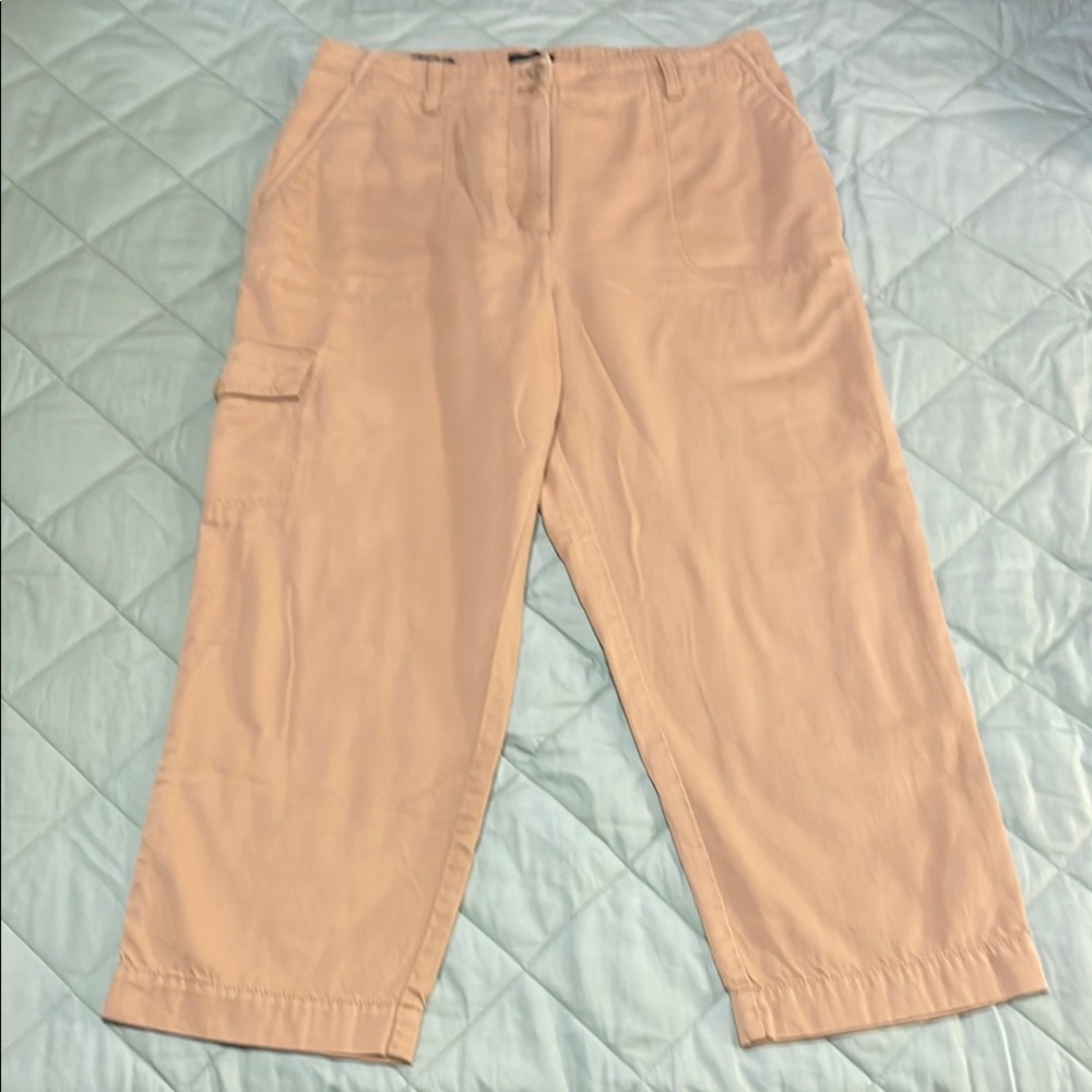 Talbots Women’s size 12 Super Soft Cargo Pants -crop Dark Khaki/Tan